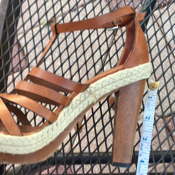 Coach cognac strappy sandals - Picture 8 of 8